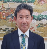 内田立国大使